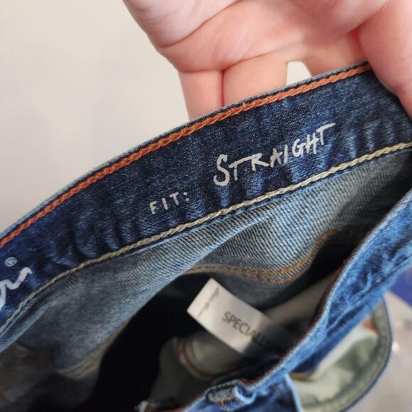 Eddie Bauer Relaxed Fit Straight Leg Jeans Pockets Blue Denim Size 34x30 - Picture 8 of 9